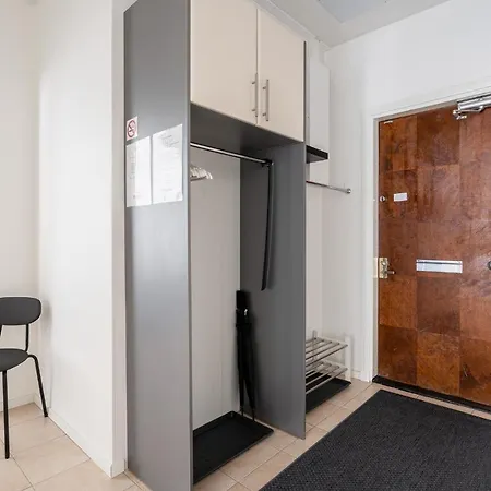 Historical 3br Downtown With Sauna *