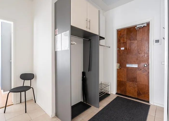 Historical 3br Downtown With Sauna *